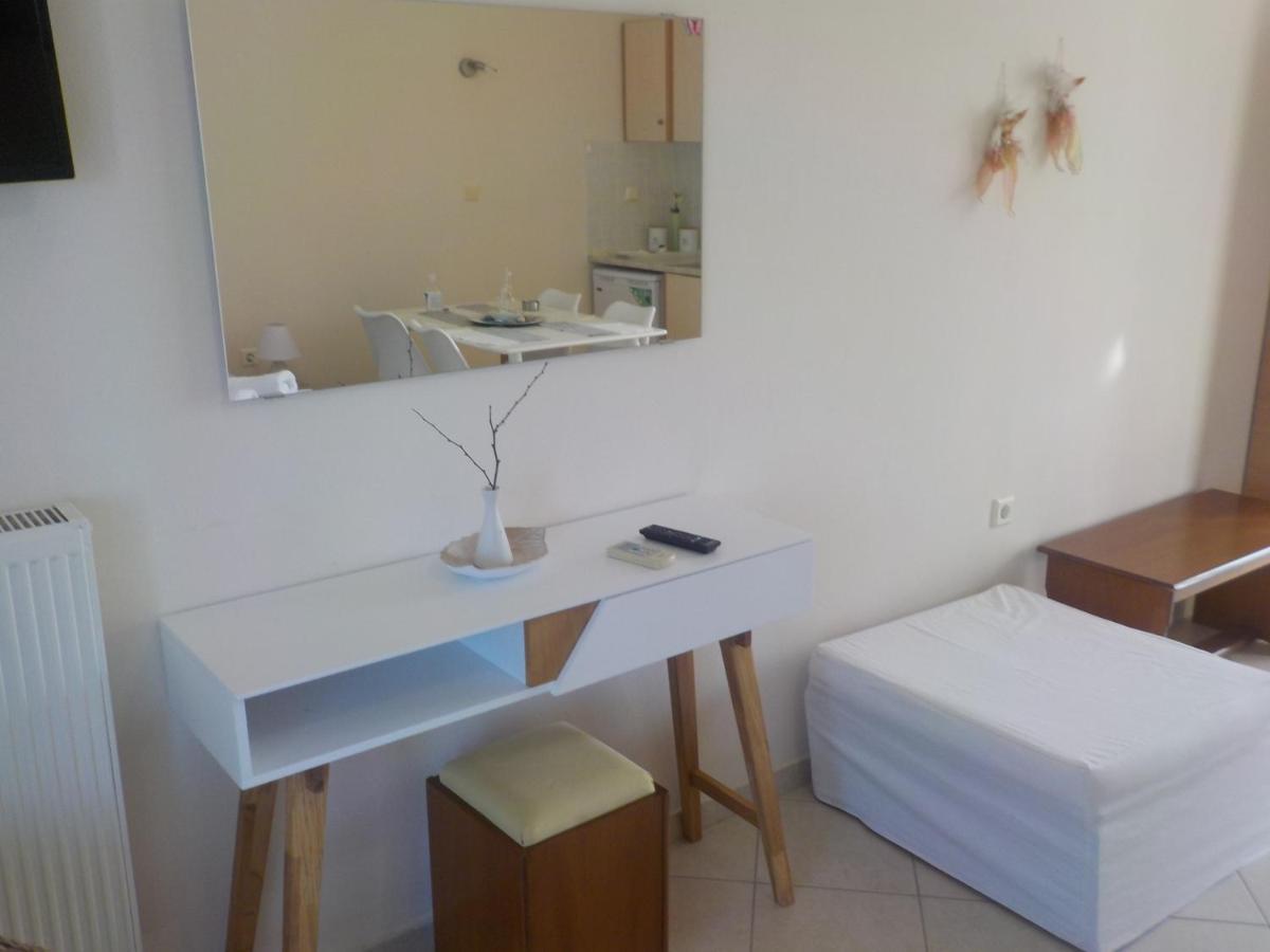 Konsta Apartments Kanali  Luaran gambar